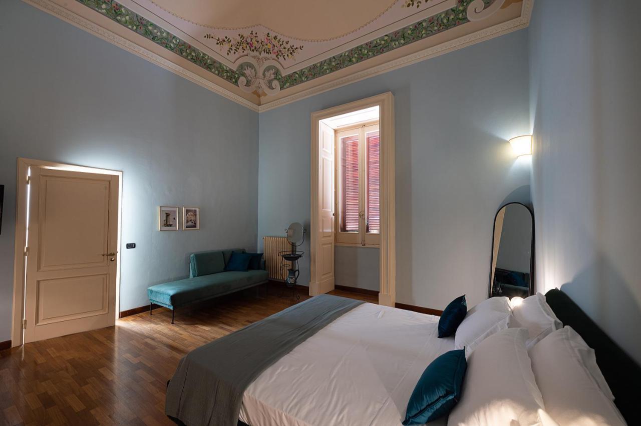 Palazzo Francesco Grassi Panzió Aradeo Kültér fotó
