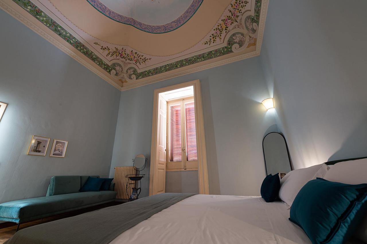 Palazzo Francesco Grassi Panzió Aradeo Kültér fotó